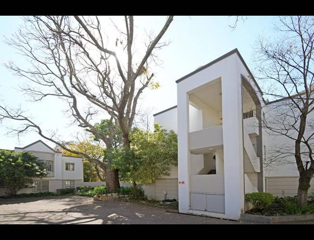 3 BEDROOM APARTMENT FOR SALE IN CRAIGHALL